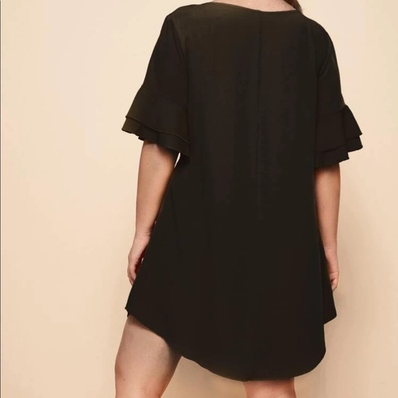 PLUS flutter short sleeve dress ruffle tiered - Picture 3 of 6